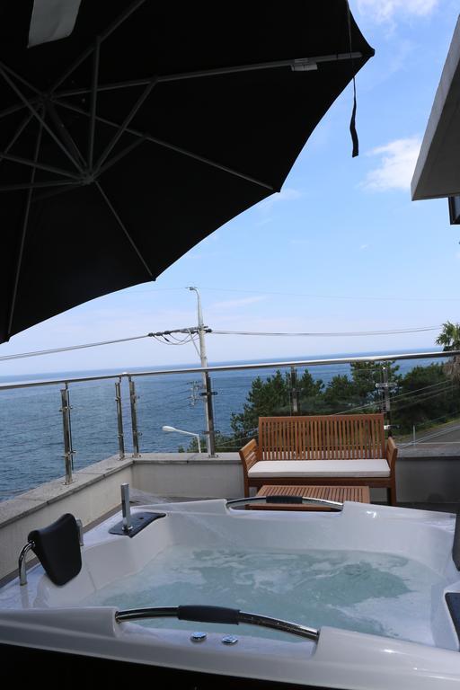 Plumeria Pension Jeju Eksteriør billede