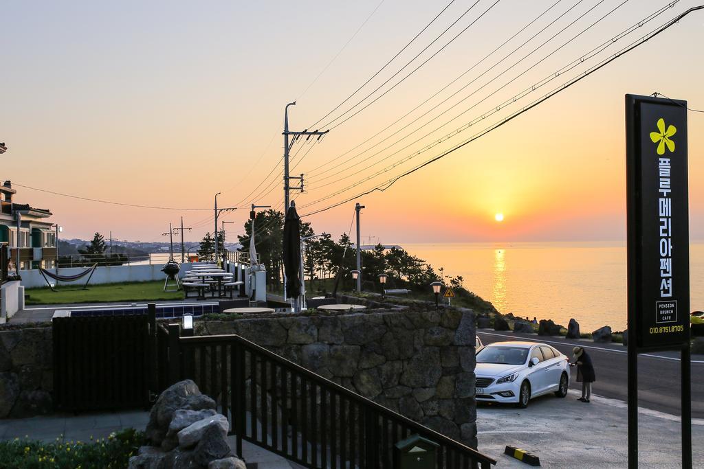 Plumeria Pension Jeju Eksteriør billede