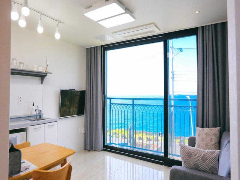Plumeria Pension Jeju Eksteriør billede
