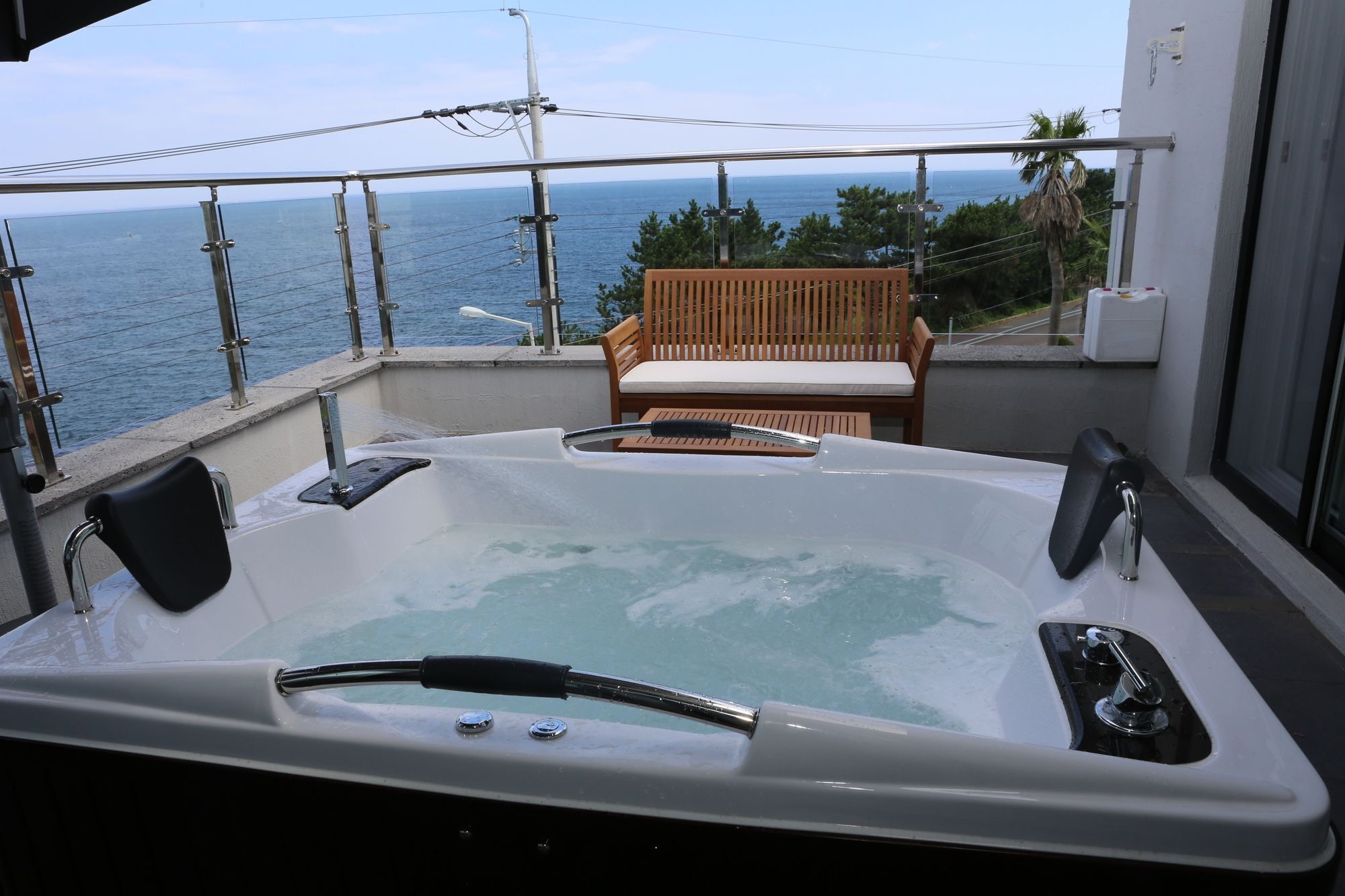 Plumeria Pension Jeju Eksteriør billede